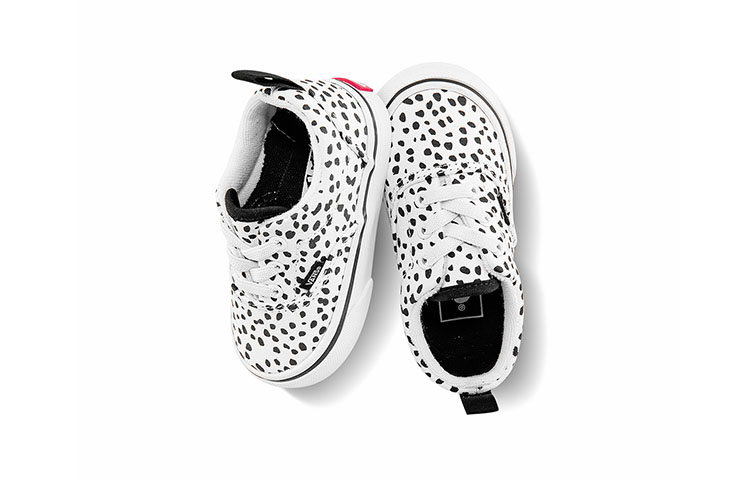 Shop Vans Era 低帮休闲滑板鞋 白色黑色 VN0A5FBR6BT