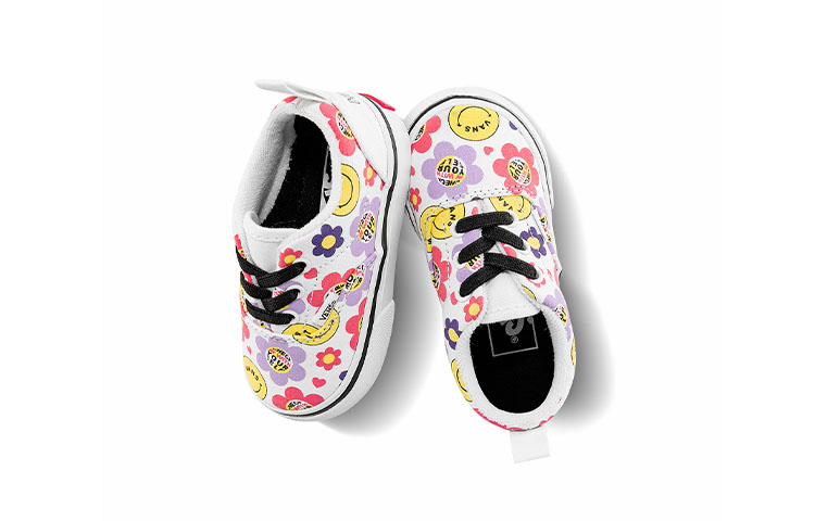 Shop Vans Era 低帮休闲滑板鞋 白粉紫色款 VN0A4P39W00