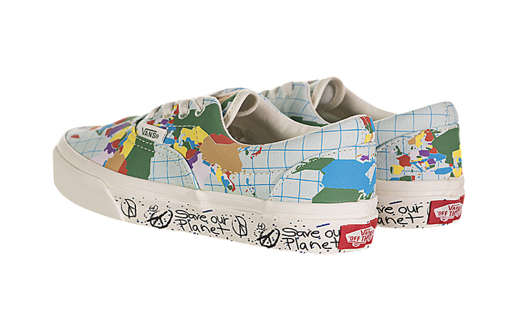 Shop 范斯 Era 经典白色帆布鞋 VN0A38H8T2V