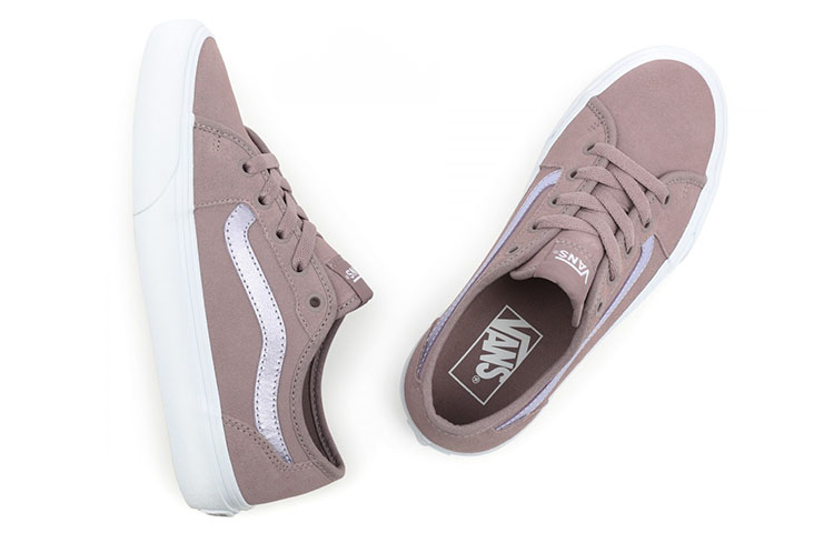 Shop Vans Filmore Decon ''Bruinroze Wit'' VN0A45NMA7Y
