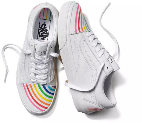 Vans Flour Shop x Old Skool 'Putih' VN0A4U3B2N7 Lookbook Vans Flour Shop x Old Skool 'Putih' VN0A4U3B2N7