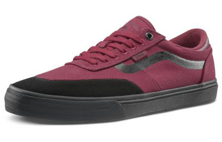 Lookbook Vans Gilbert Crockett '卡本內' VN0A38CO6YA