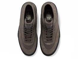 Vans Gilbert Crockett High 'Bungee Cord' Sneaker VN0A5JIG85C Lookbook Vans Gilbert Crockett High 'Bungee Cord' Sneaker VN0A5JIG85C