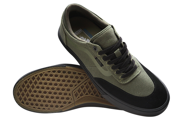 Shop Vans Gilbert Crockett Pro 2 綠黑色