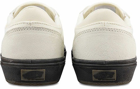 Vans Gilbert Crockett Pro 職業滑板 低幫 板鞋 男女同款 白黑 Purchase Vans Gilbert Crockett Pro 職業滑板 低幫 板鞋 男女同款 白黑