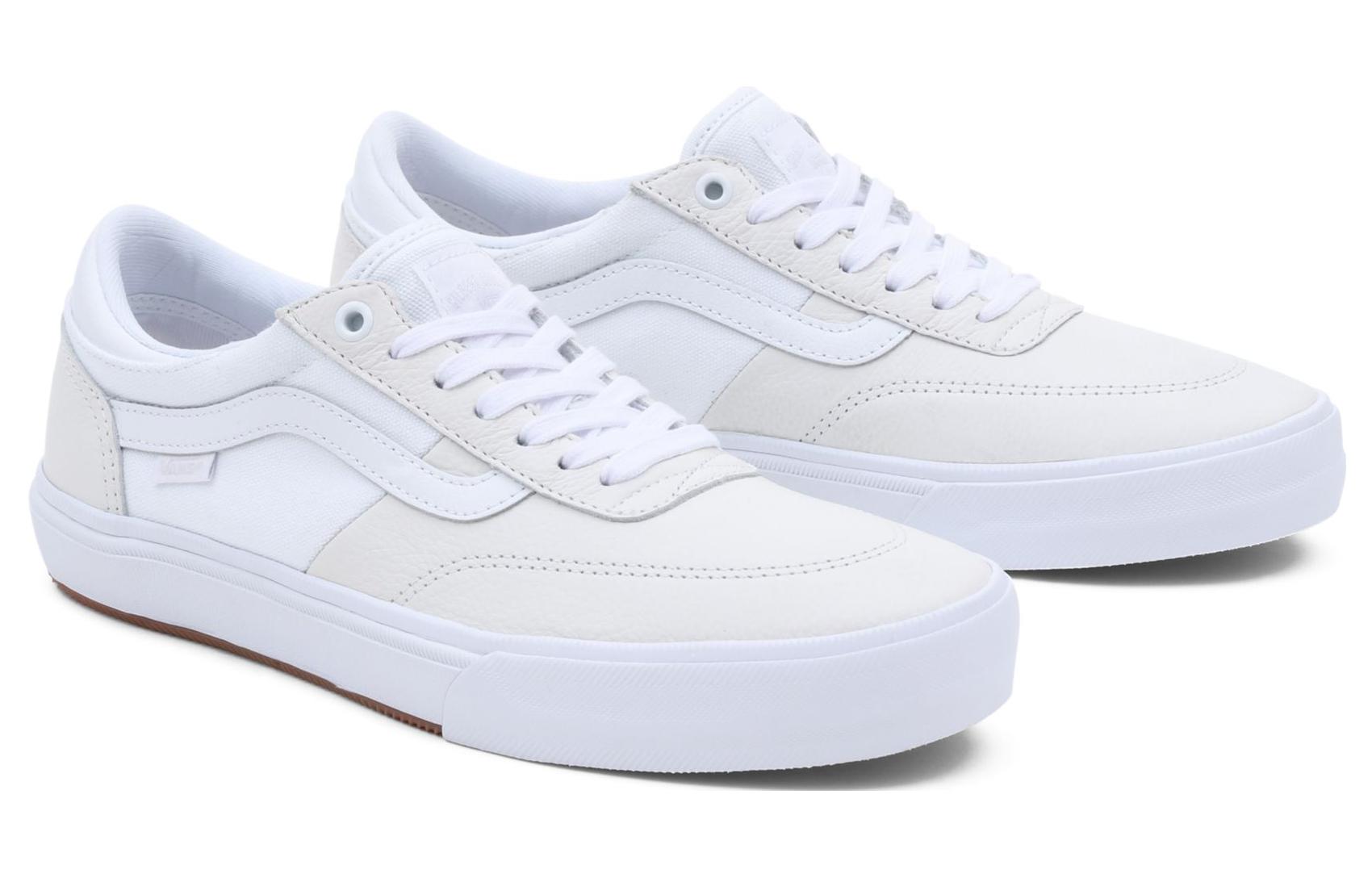 Lookbook Vans Gilbert Crockett Pro 潮流休閒 防滑耐磨 低筒 滑板鞋 男女同款 白色