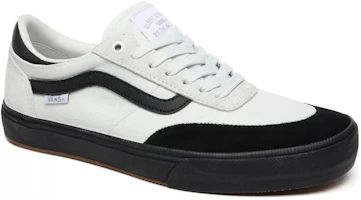 Lookbook Vans Gilbert Crockett Pro 2 'Hitam Putih' VN0A38COW7U