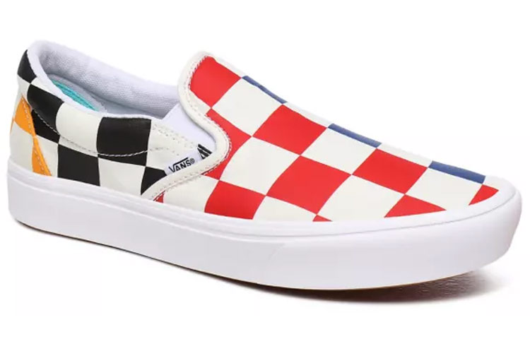 Lookbook Vans Half Big Checker Comfycush Slip-On 輕便舒適 低筒滑板鞋 紅藍棋盤格