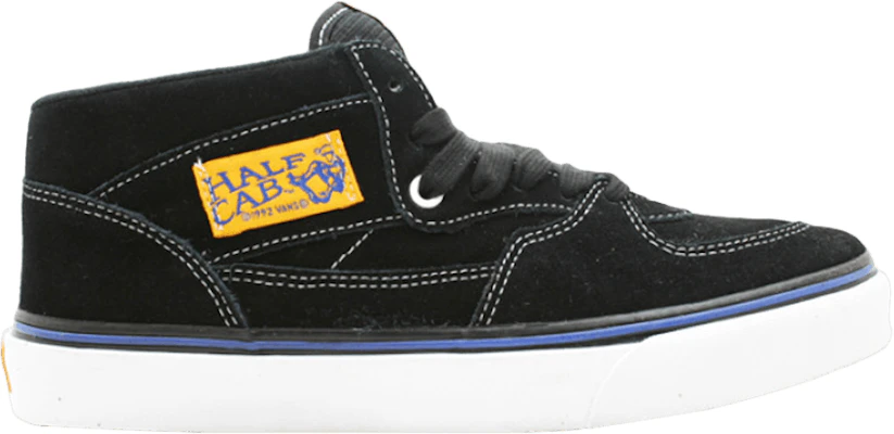 Vans Half Cab 'Hitam' VN0DZ33US Buy Vans Half Cab 'Hitam' VN0DZ33US