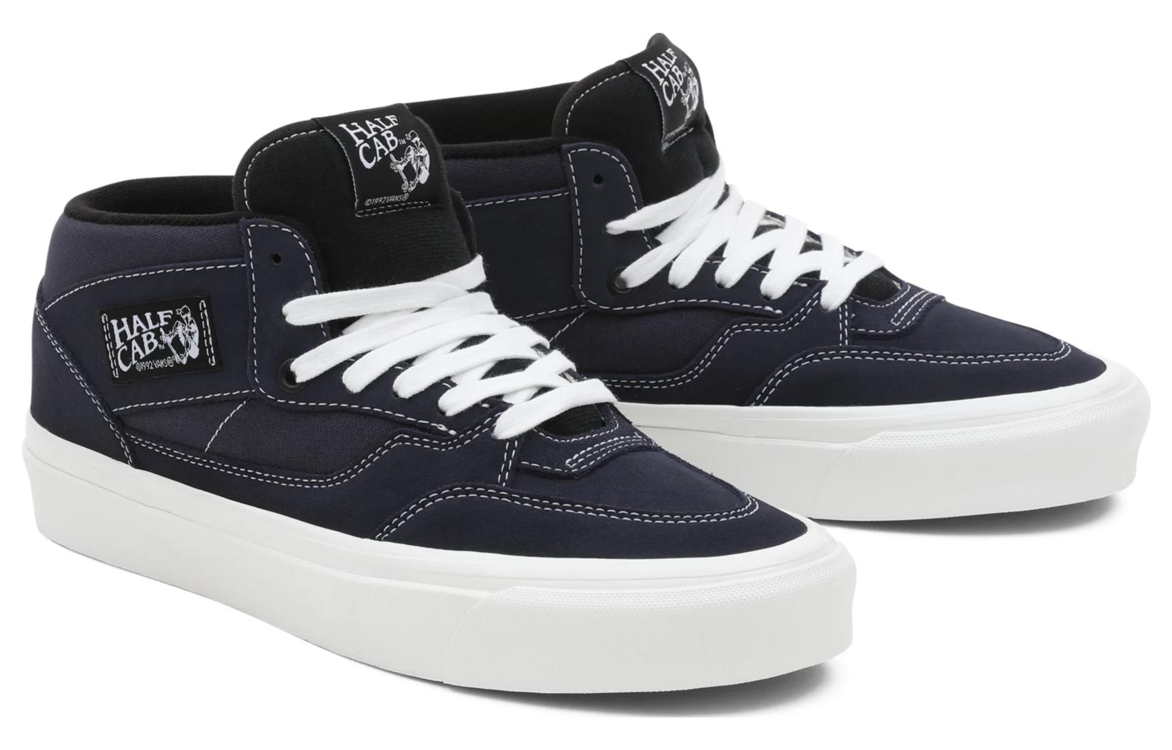 Lookbook ヴァンズ ハーフキャブ アナハイム 33 DX (ダークブルー) VN0A5KX6NWD