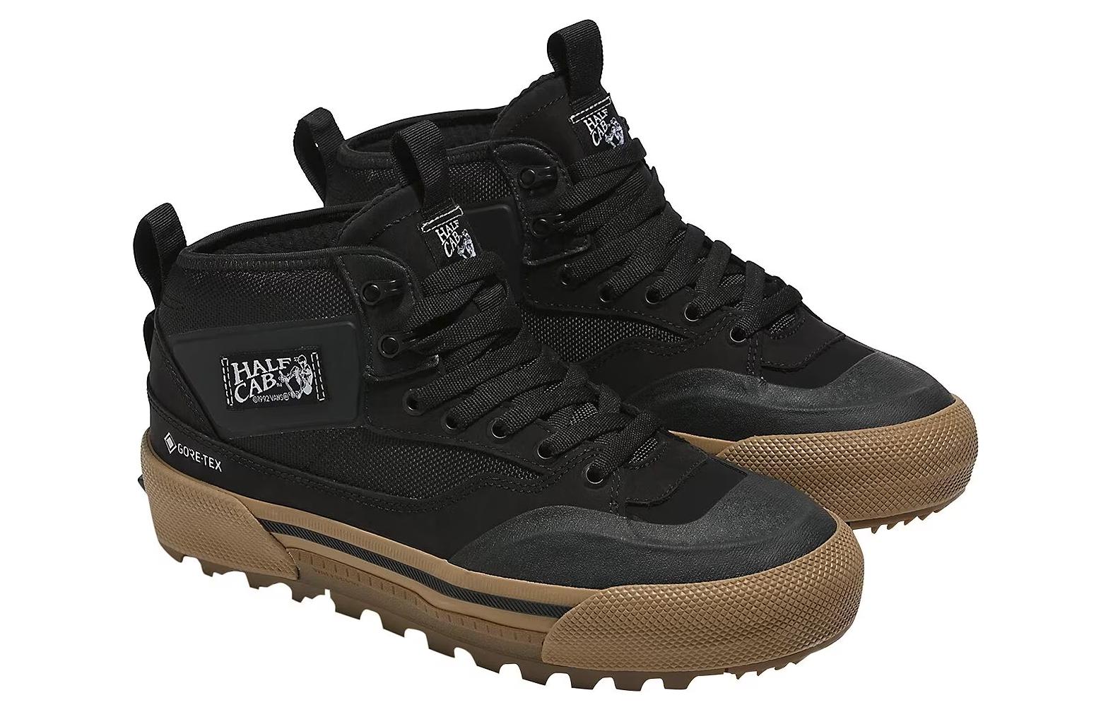 Lookbook Vans Half Cab 舒適百搭 透氣 耐磨防滑 中筒 滑板鞋 男女同款 黑白