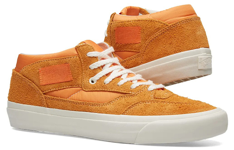 Lookbook Vans Half Cab Pro 92 ''Our Legacy'' Sneaker VN0A38FCN87
