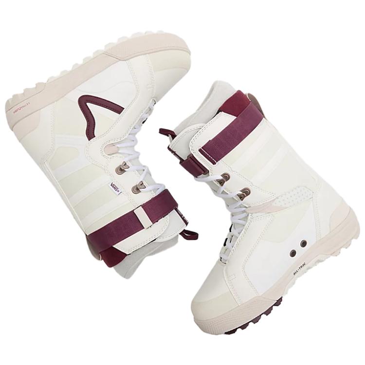 Shop Vans Hi-Standard Pro x Benny アーバンブーツ (ベージュ) VN0A3TFKQJK