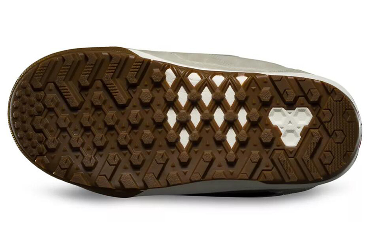 Purchase 반스 인바도 프로 '단 레이달 컴포트 웜 스노우 부츠' (화이트/블루) VN0A54FN244