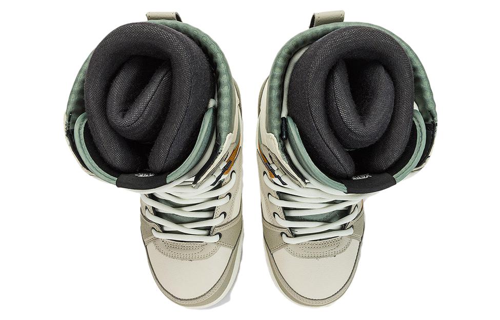 Lookbook Vans Invado Pro Sepatu Snowboard 'Beige Hijau' VN0A54FNY2B