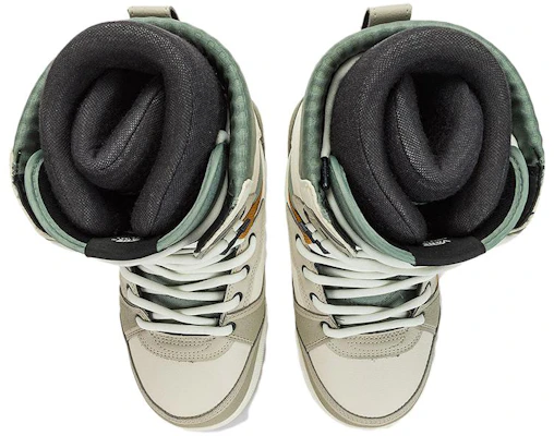 Vans Invado Pro Sepatu Snowboard 'Beige Hijau' VN0A54FNY2B Lookbook Vans Invado Pro Sepatu Snowboard 'Beige Hijau' VN0A54FNY2B