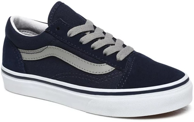 Vans Anak Old Skool Hitam/Abu-Abu VN0A4UHZWKN Lookbook Vans Anak Old Skool Hitam/Abu-Abu VN0A4UHZWKN
