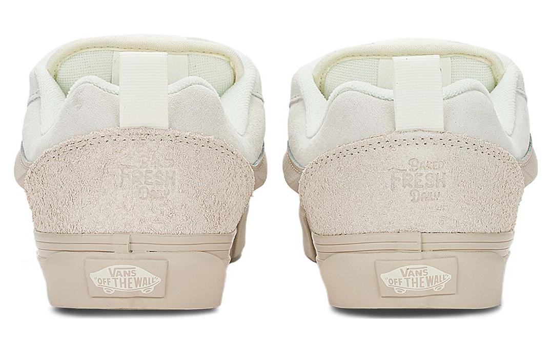 Shop Vans Knu Skool '米色' VNO009QCCD3