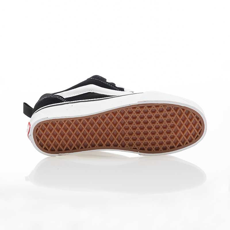 Shop バンズ Knu Skool スニーカー V130100136