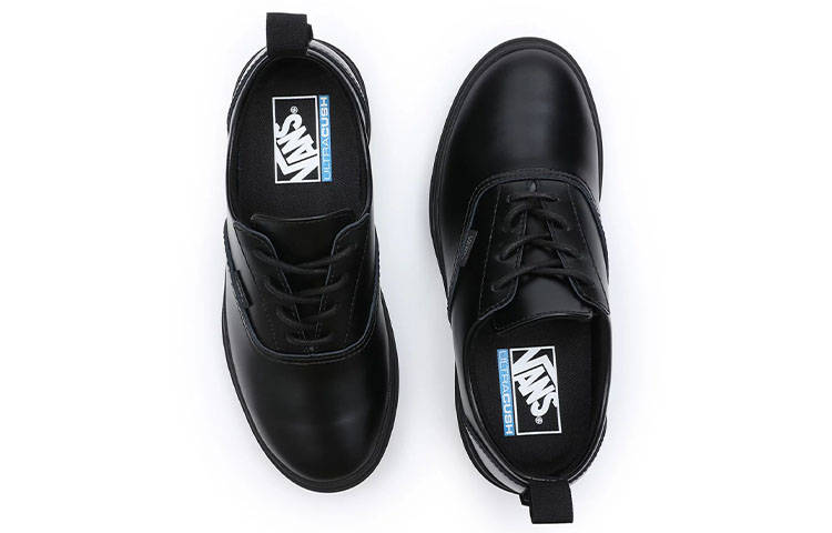 Shop Vans 低帮黑色皮革 Colfax鞋 VN0A5KQVL3B