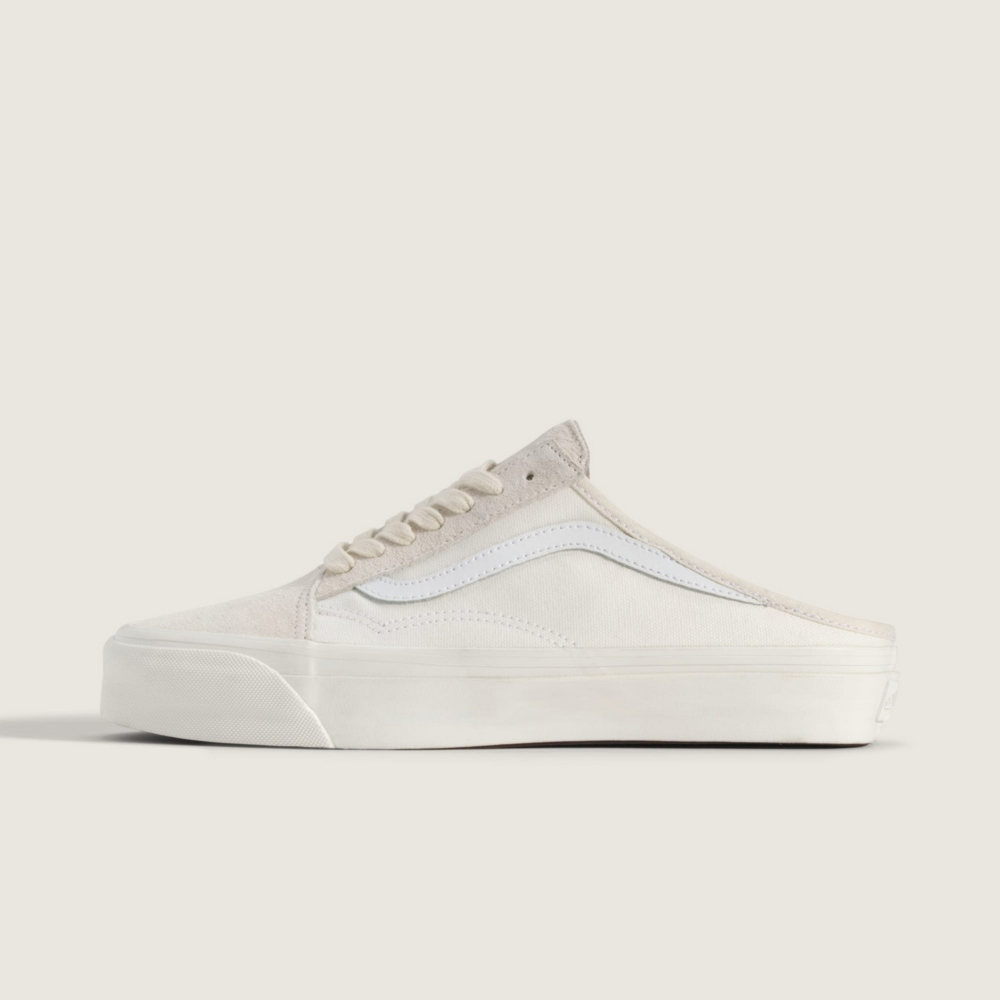 VANS Leather Upper Casual Shoes Low-Top Sneakers VN000DC589F