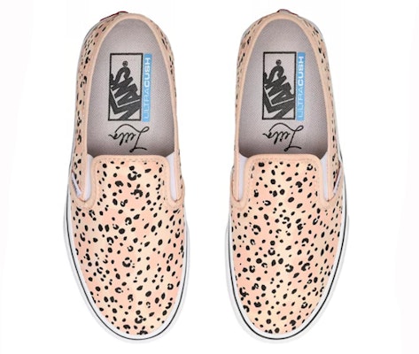 Vans Leila Hurst Slip-On Surf 'Pink Black' VN0A3MVDWOL Lookbook Vans Leila Hurst Slip-On Surf 'Pink Black' VN0A3MVDWOL