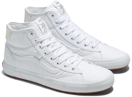 Vans Lizzie Armanto x Kanvas VN0A4BX1WHT Lookbook Vans Lizzie Armanto x Kanvas VN0A4BX1WHT