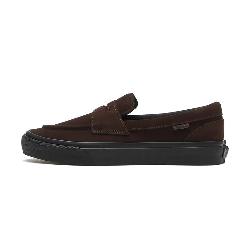 Vans Loafer Shoes for Men and Women - Stylish Slip-On Footwear V261328003