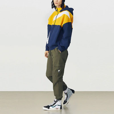 Vans Logo拼色工裝外套 深海藍 男女款 VN0A54JBLKZ1 Sizing Vans Logo拼色工裝外套 深海藍 男女款 VN0A54JBLKZ1