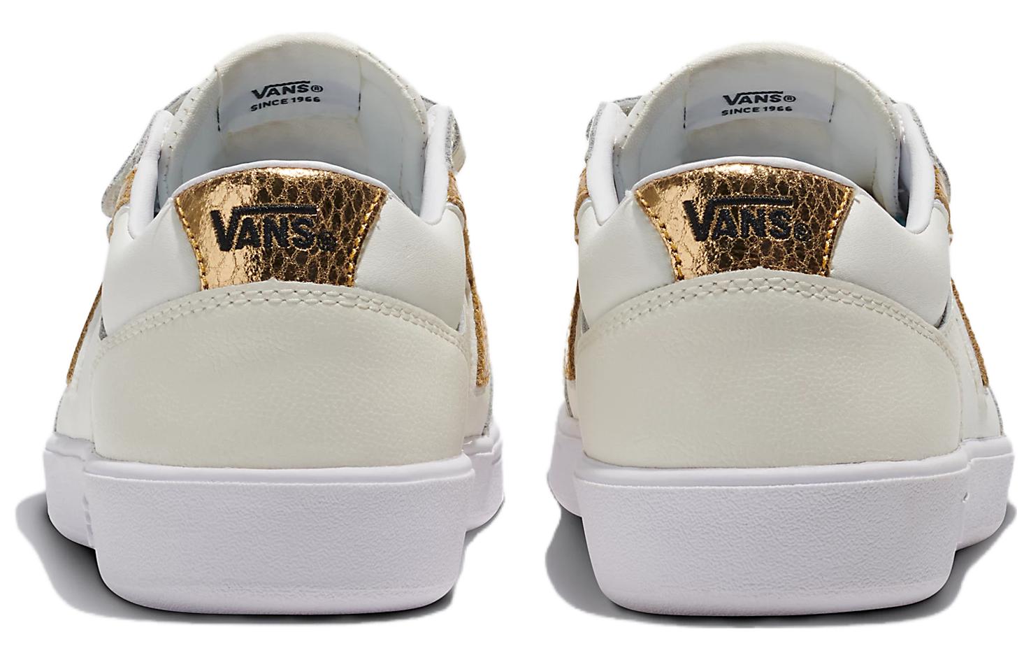 Shop Vans Lowland Comfycush「米色」低帮鞋 VN0A5DY89QT