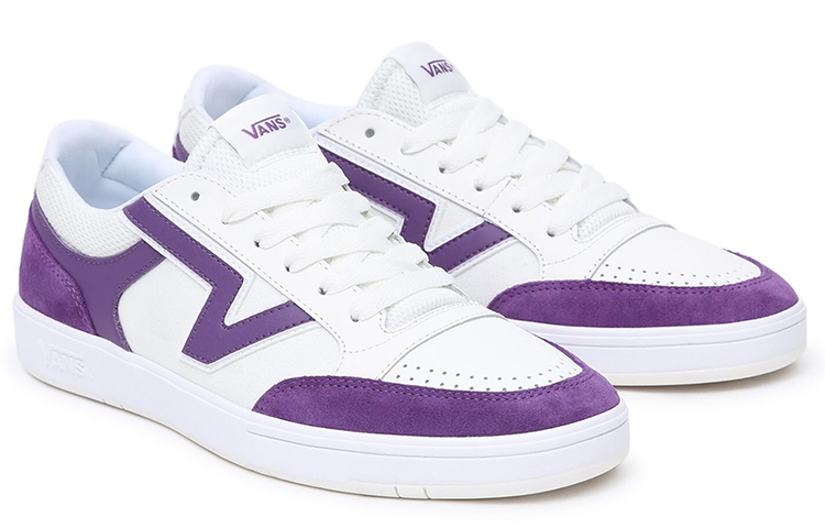 Lookbook Vans 低筒Comfycush 休閒板鞋 女款 白紫色