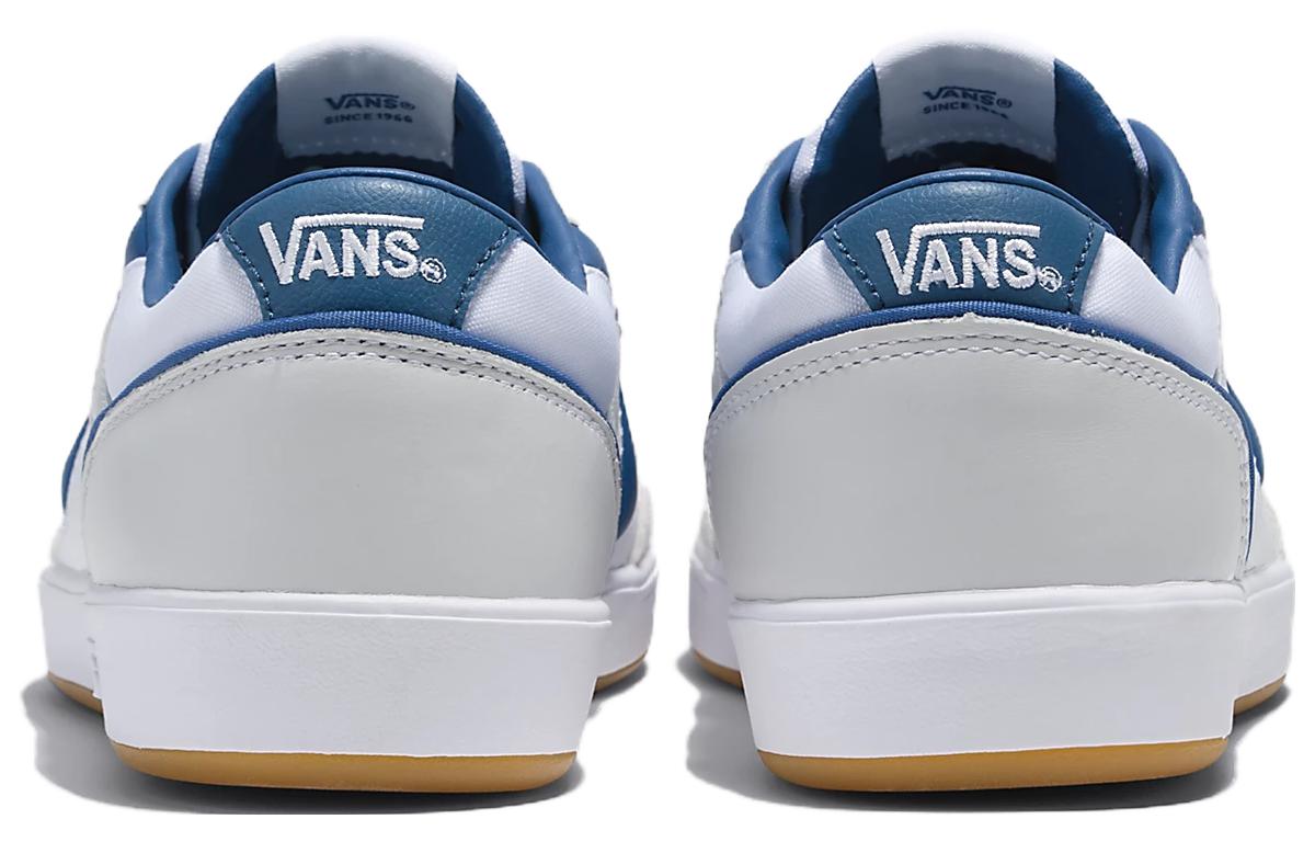 Lookbook Vans Lowland CC 防滑耐磨輕便低筒滑板鞋 男女同款 白藍