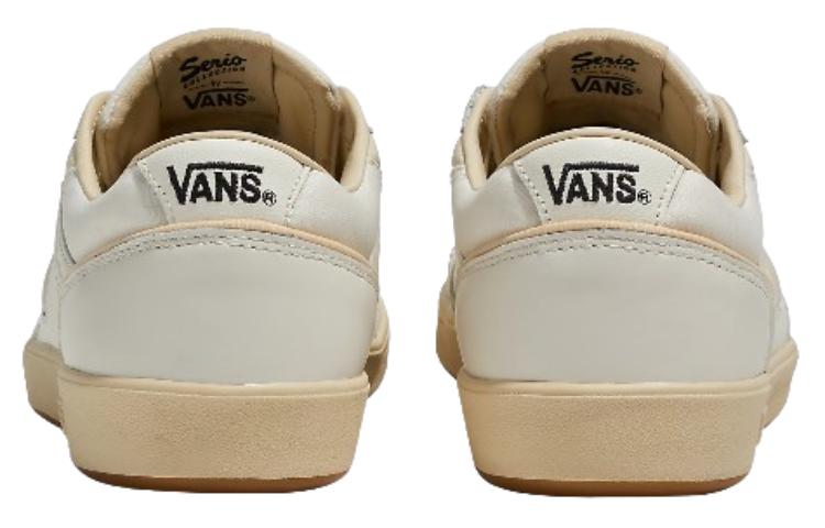 Lookbook Vans Lowland ComfyCush JMP R 'Putih' Sneakers VN0007P2CD3