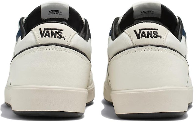 Vans Lowland ComfyCush JMP R Sepatu Kulit Vintage 'Putih Navy' VN0007P2KE6 Lookbook Vans Lowland ComfyCush JMP R Sepatu Kulit Vintage 'Putih Navy' VN0007P2KE6