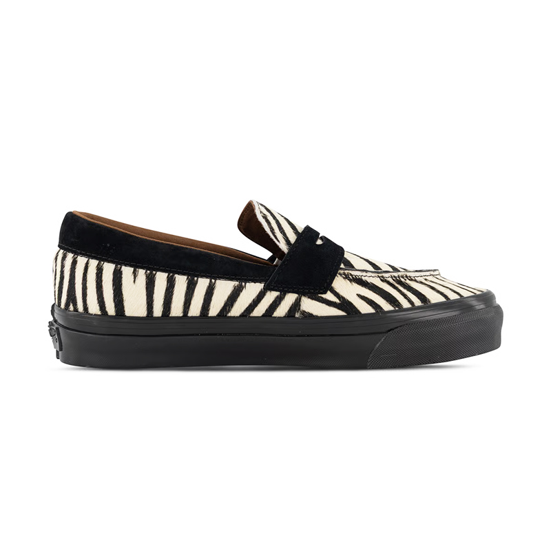 Shop Vans LX Loafer 53 Casual Shoes V160100023