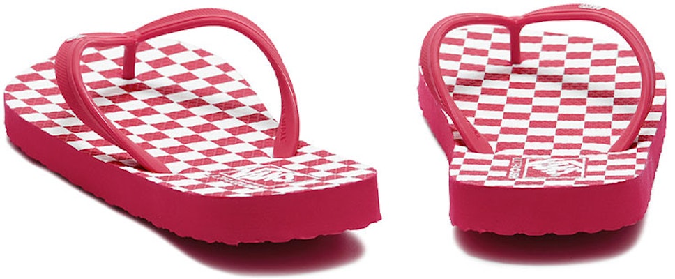 Vans Makena Slide ''Rood Wit'' VN0A3MTL3I2 Lookbook Vans Makena Slide ''Rood Wit'' VN0A3MTL3I2
