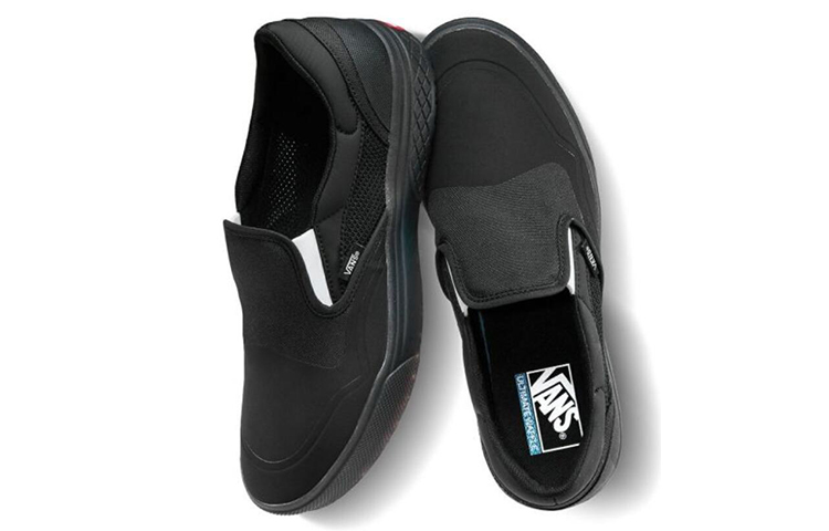 Shop Vans Mod Slip-On ''Fumo Nero'' VN0A4TZZY45