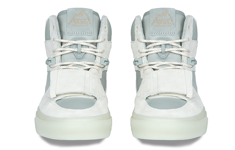 Shop Vans 山地版 'C2H4 夜行者' VN0A3TKG627