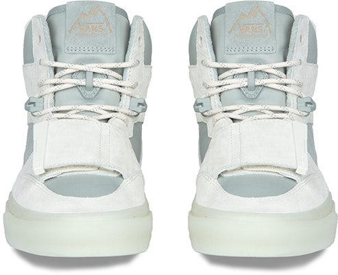 Vans 山地版 'C2H4 夜行者' VN0A3TKG627 Shop Vans 山地版 'C2H4 夜行者' VN0A3TKG627