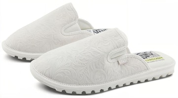 Vans 山岳版 VANSGUARD 运动拖鞋 男女同款 白色 Lookbook Vans 山岳版 VANSGUARD 运动拖鞋 男女同款 白色