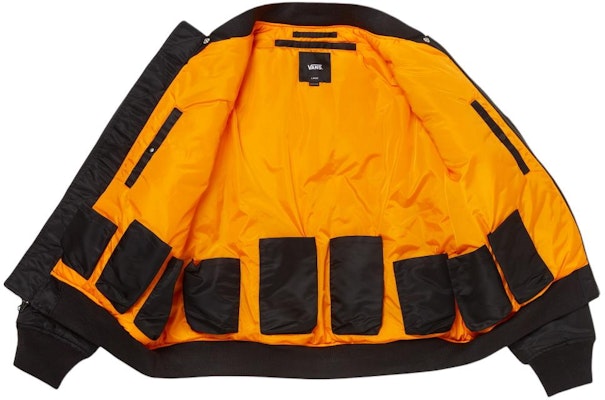 Vans Jaket Bomber Hitam Multi-Fungsi dengan Resleting dan Kerah Baseball. VN000FSKBLK Shop Vans Jaket Bomber Hitam Multi-Fungsi dengan Resleting dan Kerah Baseball. VN000FSKBLK