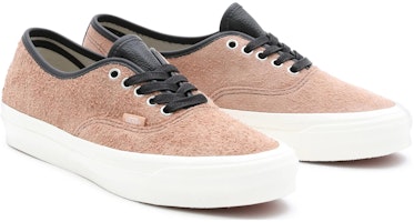 Vans Authentic LX 低筒 滑板鞋 男女同款 棕色 Shop Vans Authentic LX 低筒 滑板鞋 男女同款 棕色