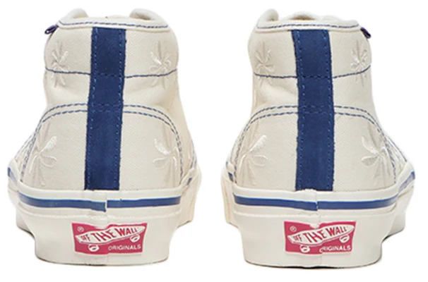 Vans OG Chukka Boot LX 印花白色 VN0A5FBV4K4 Shop Vans OG Chukka Boot LX 印花白色 VN0A5FBV4K4