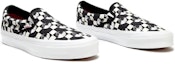 Lookbook Vans OG Classic Slip-On LX 'Year of the Rabbit - Black' VN0A32QNBML