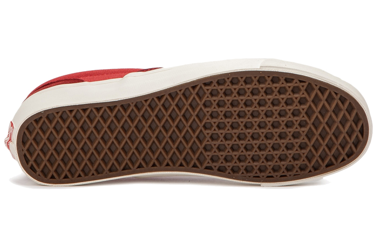 Details for Vans クラシックスリッポン 赤白 (Vans Kurashikkusurippon Akajiro) VN000UDFUA11