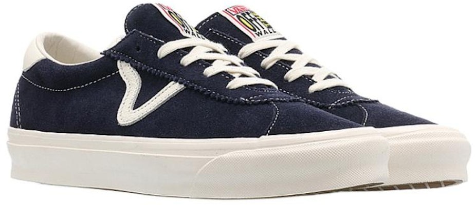Vans OG Epoch LX 'Parisian Night' Sepatu Sneakers Pria VN0A4U12XDY Lookbook Vans OG Epoch LX 'Parisian Night' Sepatu Sneakers Pria VN0A4U12XDY