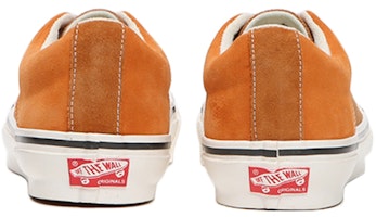 Vans OG Lampin LX 'Apricot Buff' Sepatu Sneakers VN0A45J64MV Shop Vans OG Lampin LX 'Apricot Buff' Sepatu Sneakers VN0A45J64MV