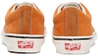 Shop Vans OG Lampin LX 'Apricot Buff' Dalam Warna Aprikot Lembut VN0A45J64MV