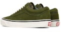 Shop Vans OG Old Skool LX 'Winter Moss' dalam warna Hijau Lumut. VN0A36C8OQK
