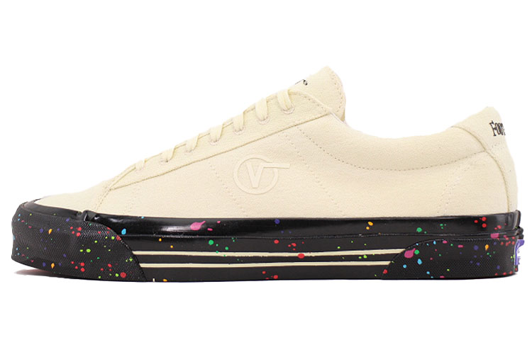 Vans Shoes Skate shoes 'Creamwhite Black' VN0A4U1331C